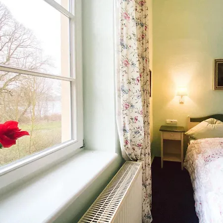 Schloss Hotel *
