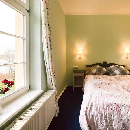 Schloss Hotel *